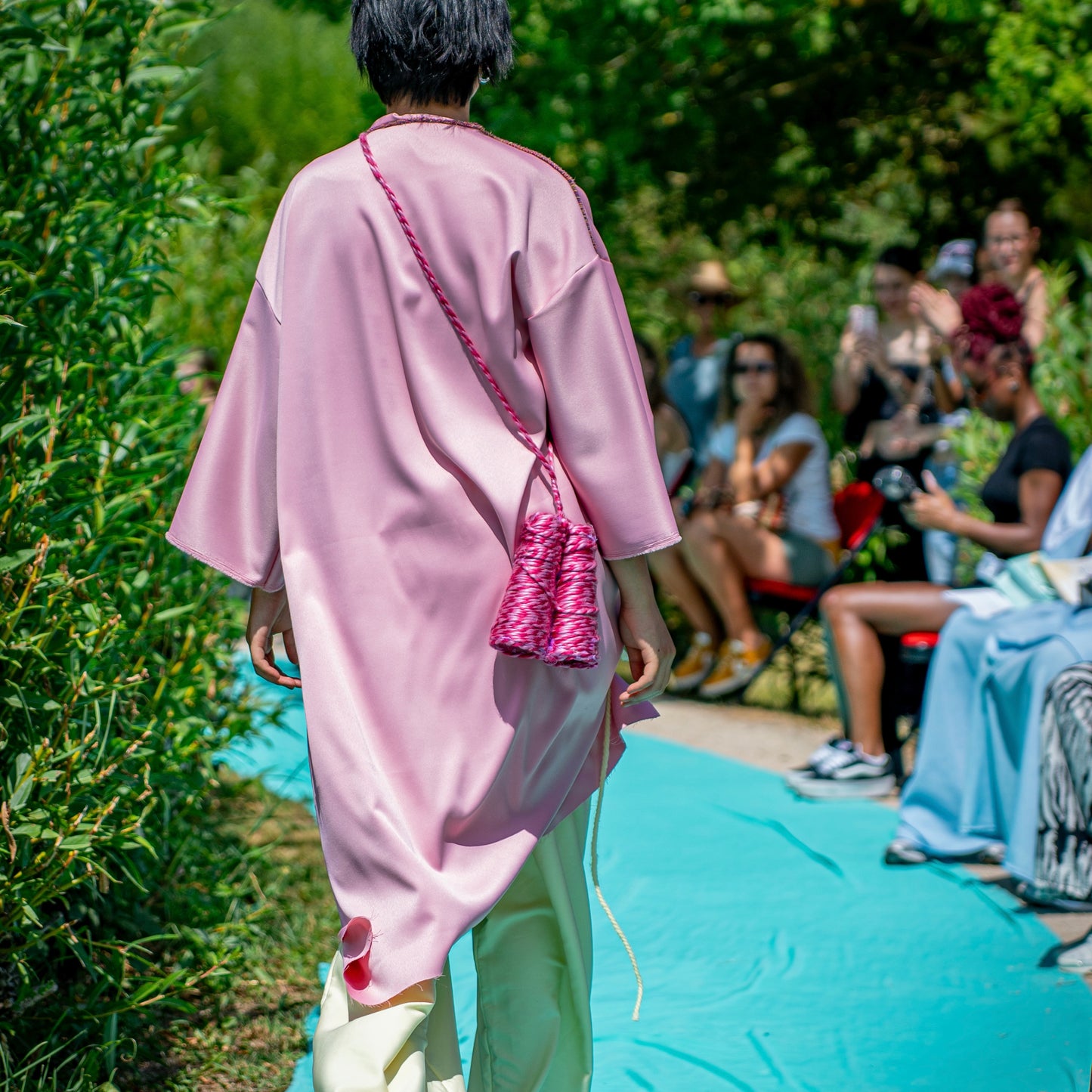 Tunique asymétrique drapée