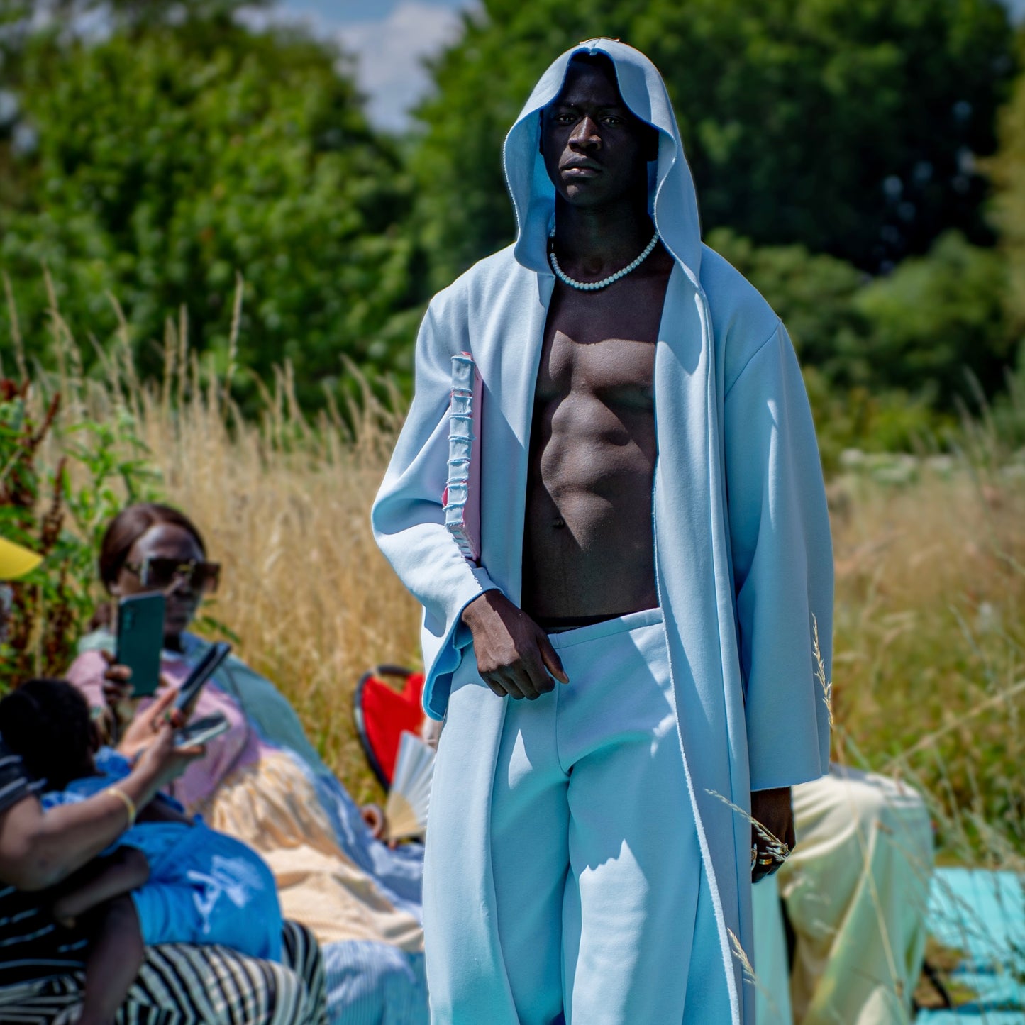 Ensemble long à capuche